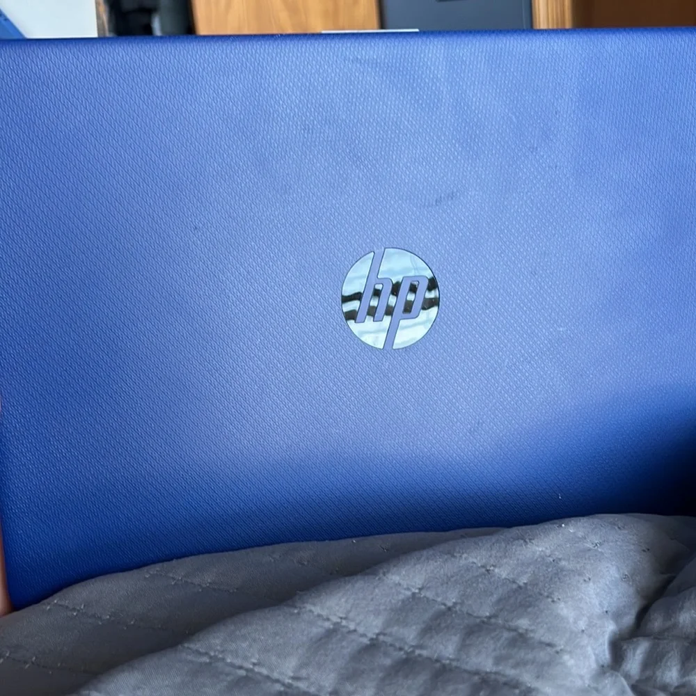 HP 14 laptop touch screen 4 gigabytes of memory and 64 GB of storage